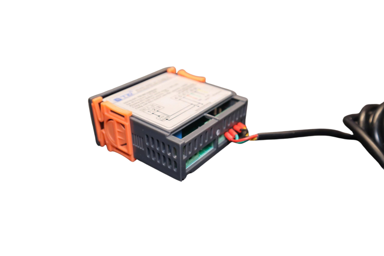 Bộ điều khiển độ ẩm tự động TD-HC110M12V  (bản đầu dò chống nước) 