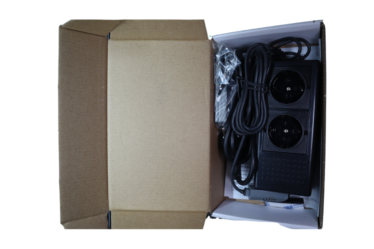 Bộ điều khiển nhiệt độ, độ ẩm ngày và đêm liền ổ cắm THC-220